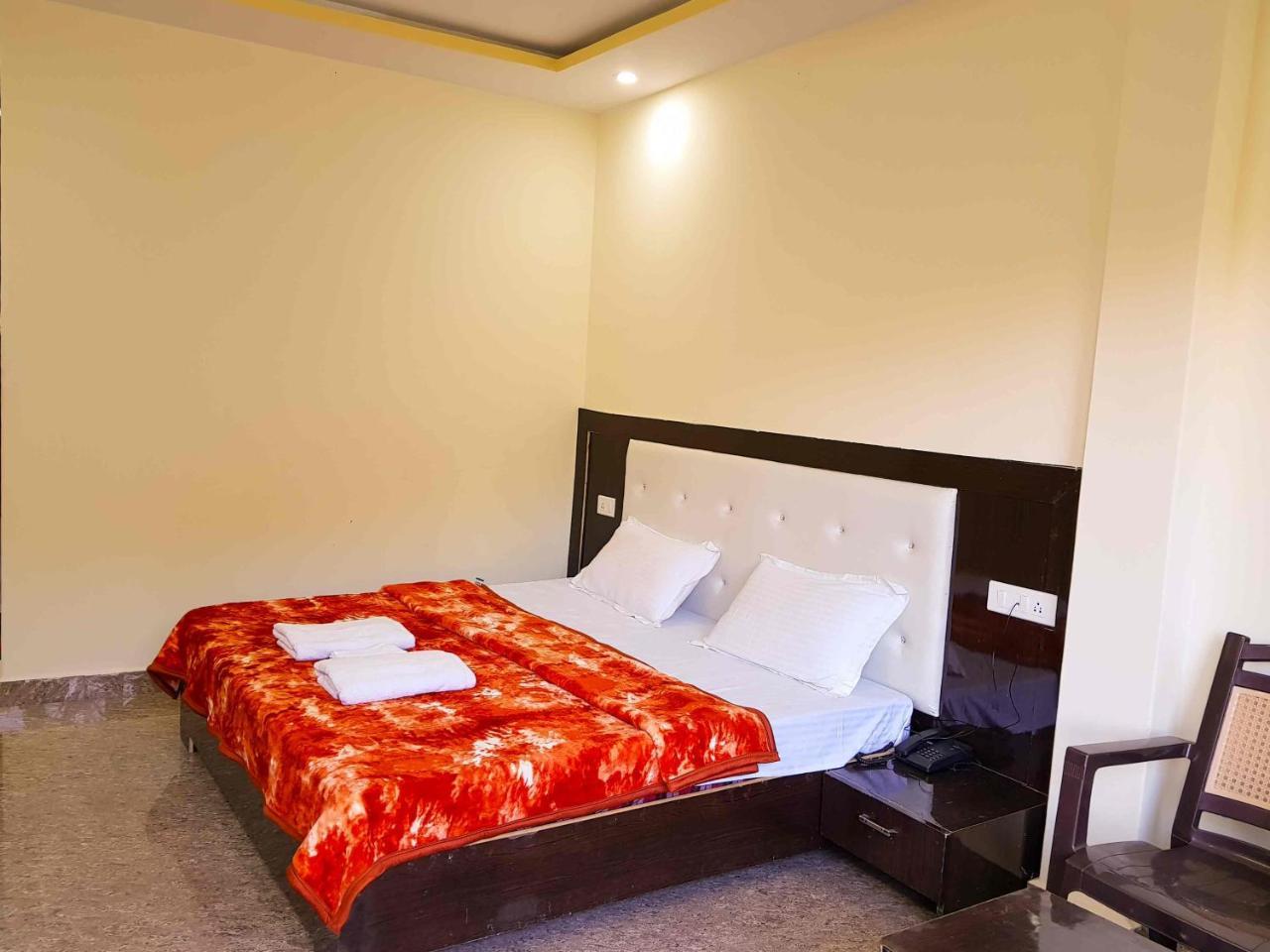 Hotel Homely Abode Dalhousie Exterior foto